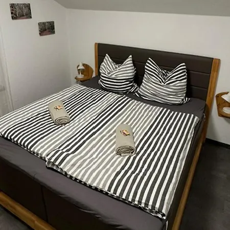 - Bergblick Am Koeterberg Apartment *